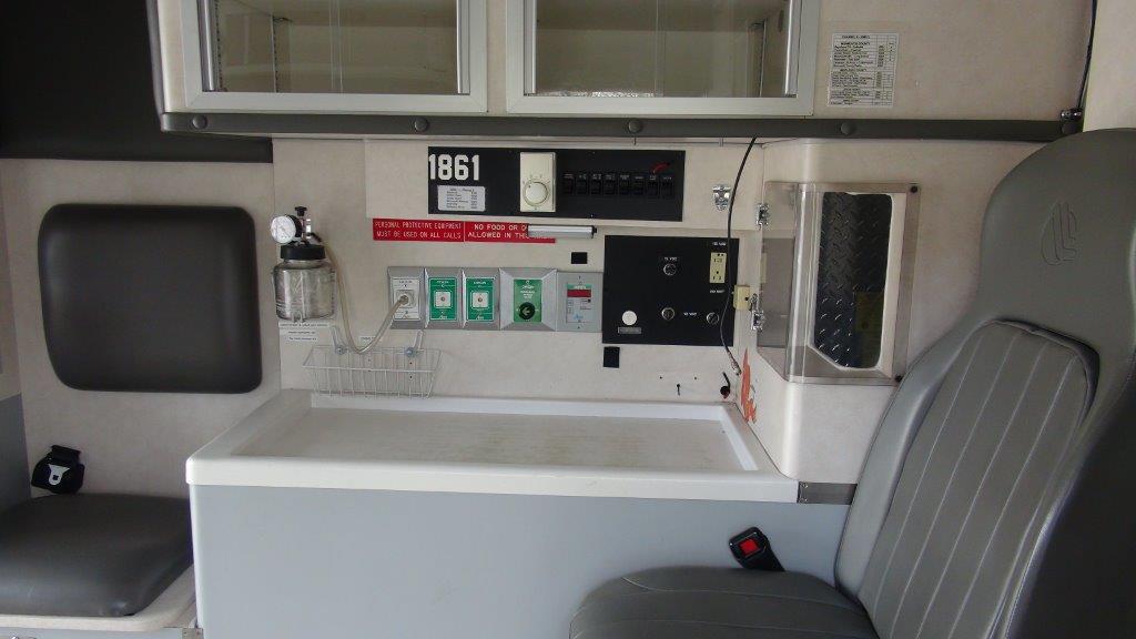 2002 Wheeled Coach Custom VCI Ambulances